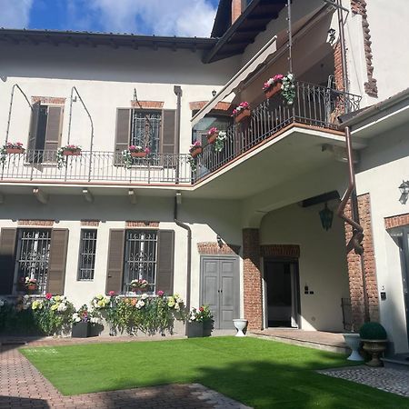 Villa Simona Malpensa Gallarate Exteriör bild